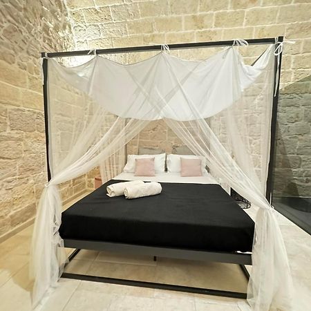 Amale Suite 25 Medioevo Design Corato Exterior photo