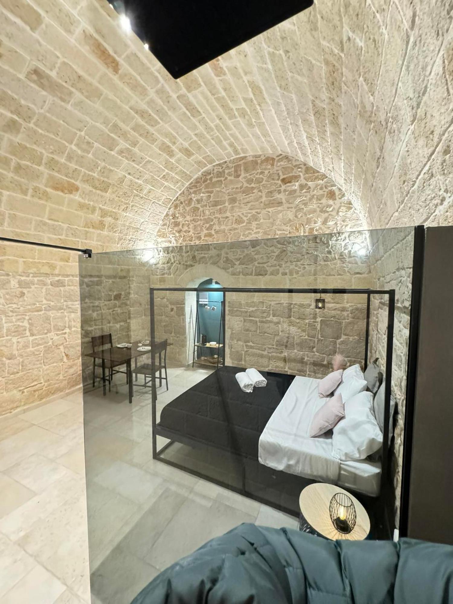 Amale Suite 25 Medioevo Design Corato Exterior photo